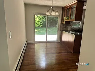 3 bed, 2.5 bath, 2197 sqft, $4,200 — Photo 4