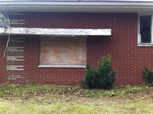 296 Gerry St, Gary, IN 46406
