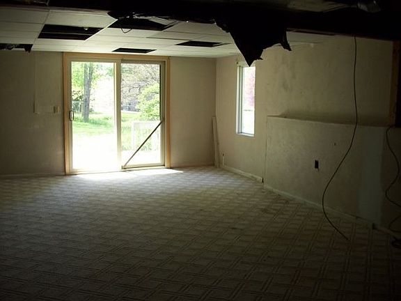2nd image of 2838 Balsam Ct