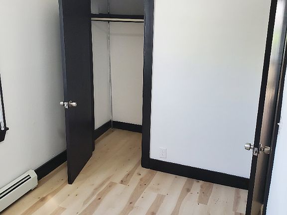 4th image of 20 Pierce St #101