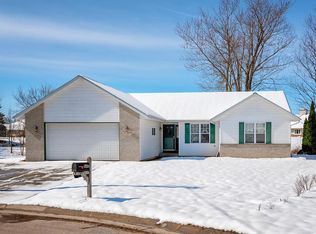 840 Clover Ct, Jefferson, WI 53549