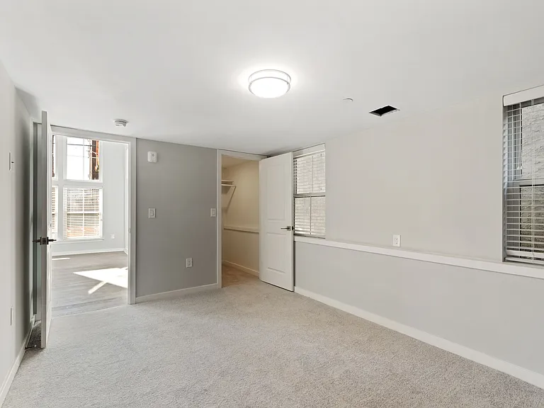4649 Umbria St #101 — Photo 21
