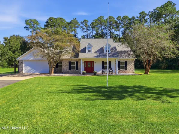 6028 Red Creek Rd, Long Beach, MS 39560