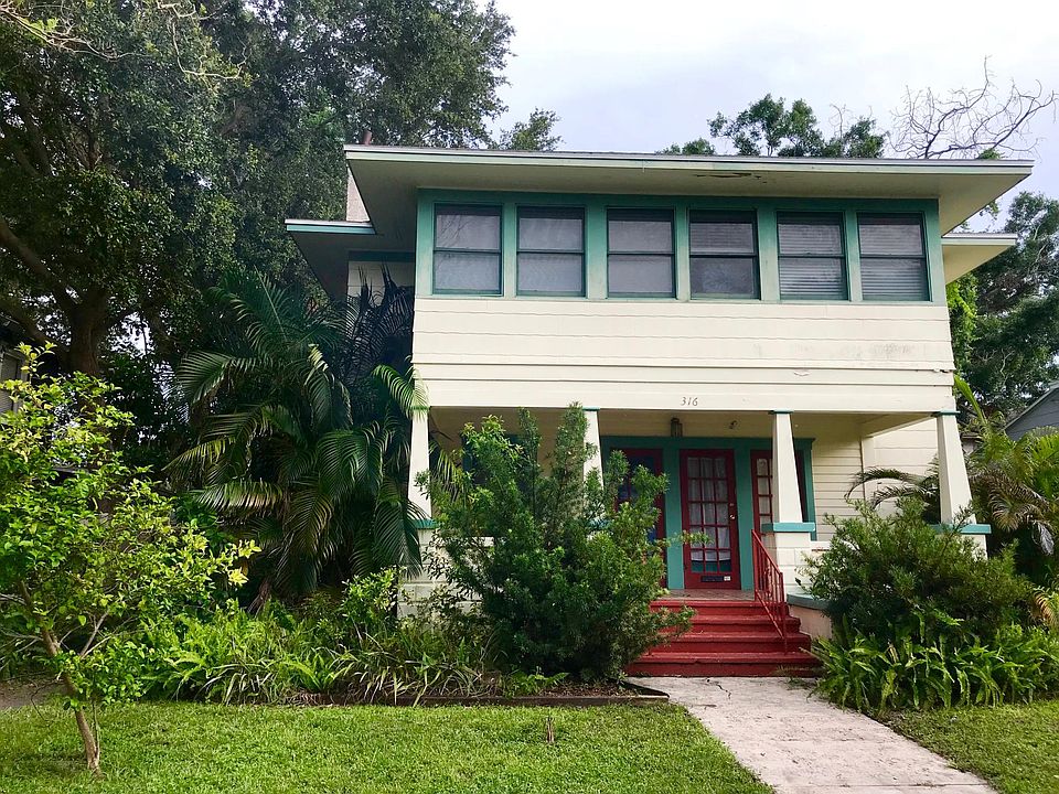 This is the street view of main house. The apartment is in t