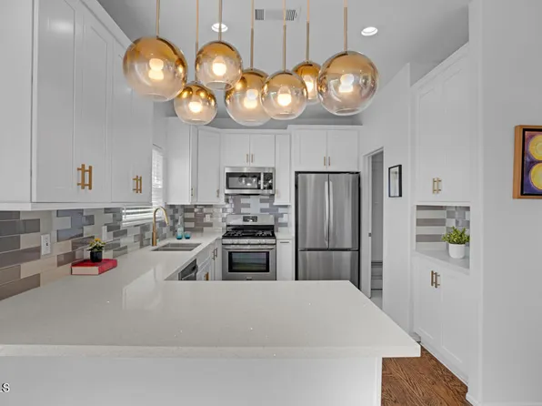 1300 Blue Hill Rd, Los Angeles, CA 90041