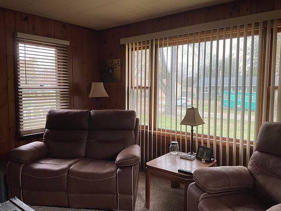 3rd image of 3709 Navaho Ave