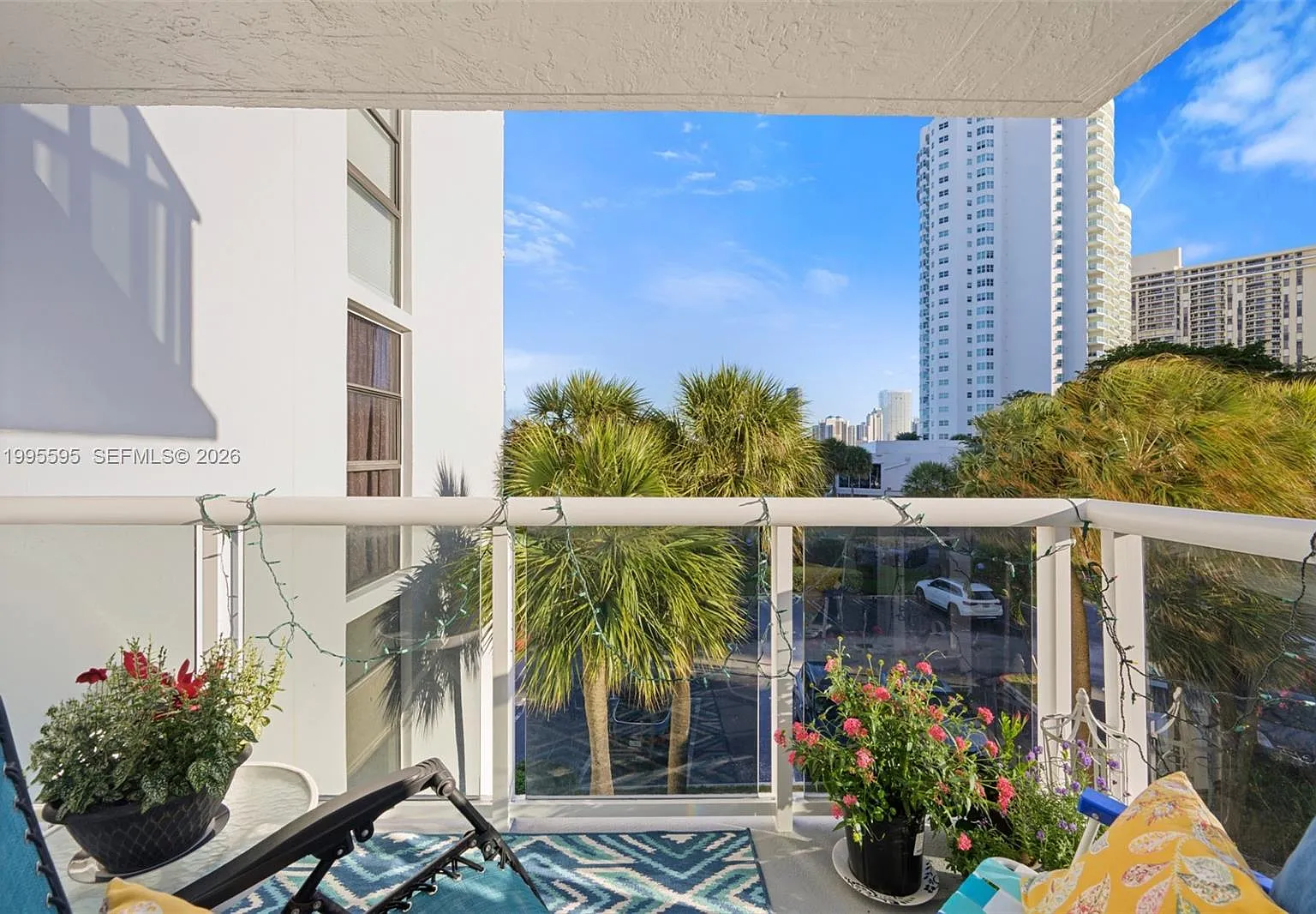 Waterview Condo — Photo 1