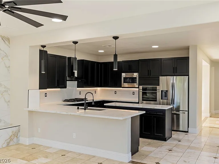 2462 Hollow Rock Ct — Photo 22