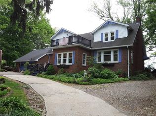 38048 Ridge Rd, Willoughby, OH 44094