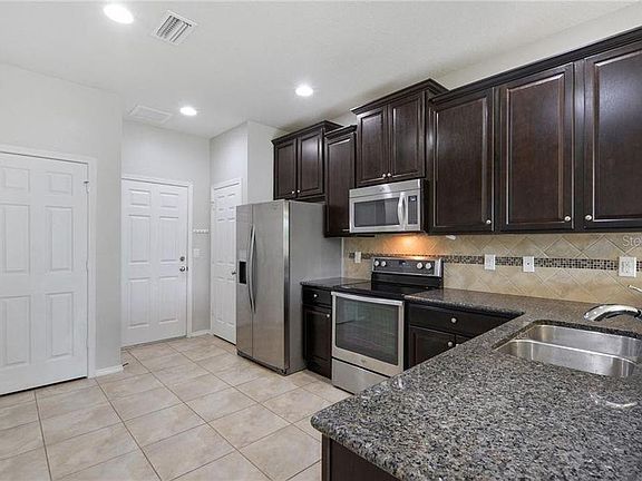 4th image of 8919 Turnstone Haven Pl