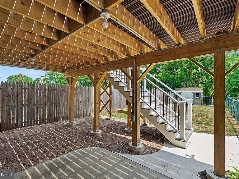 335 Cindy Dr — Photo 26