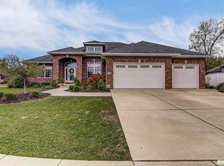 1500 Appalachian Trl, Rochester, IL 62563