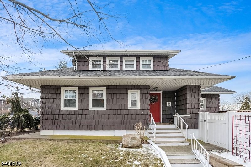 1st image of 81 Sunset Ave