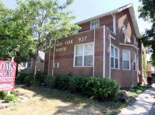 927 Grand Ave APT 8, Waukegan, IL