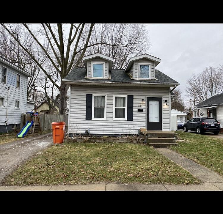 1st image of 631 Woodlawn Ave