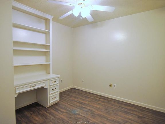 4th image of 703 Concho Pl