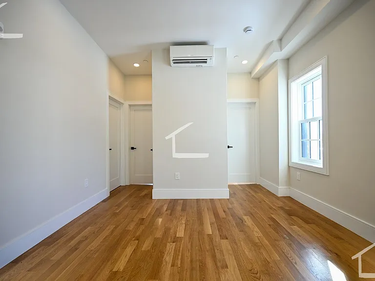 20 Winchester St #9 — Photo 13