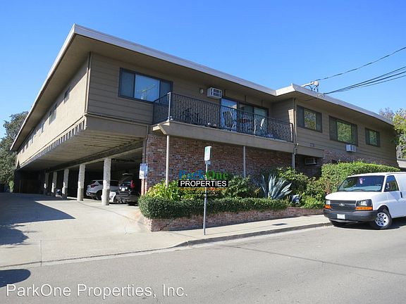 2nd image of 1011 Brown Ave APT 2