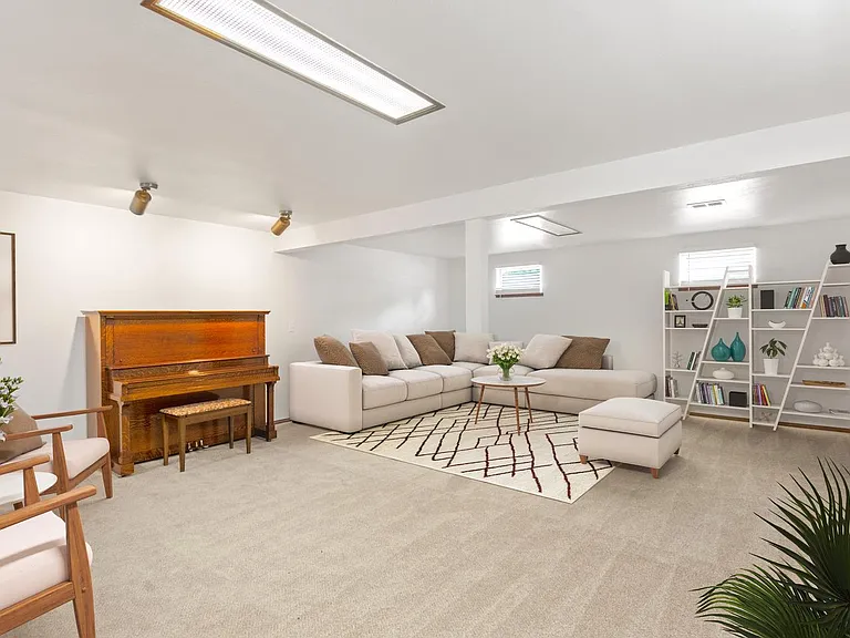 Furnished common areas! (Actual furniture will vary)