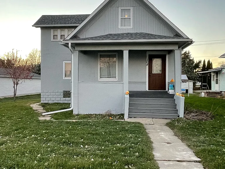 108 N Main St — Photo 1