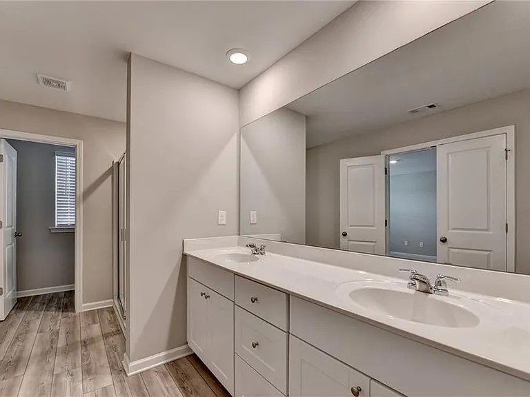 4335 Magpie Dr — Photo 37