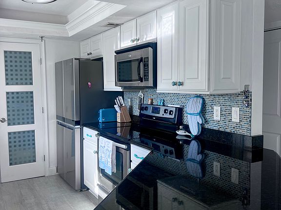 3rd image of 3001 S Atlantic Ave APT 523
