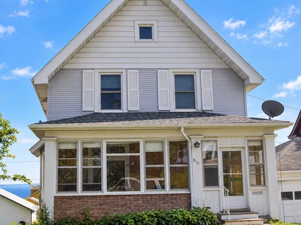 810 E 8th St, Duluth, MN 55805