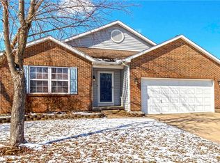 147 Strawberry Fields Dr, Germantown, OH 45327