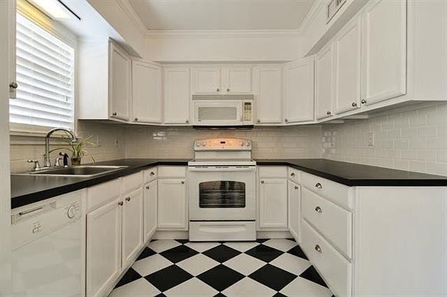 1st image of 5811 Birchbrook Dr APT 204