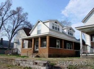 1621 3rd St, Madison, IL 62060