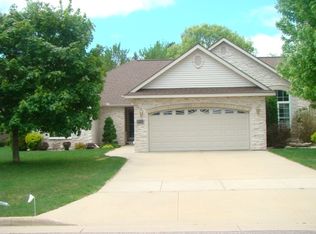 4642 Ridgeview Ct, Wisconsin Rapids, WI 54494