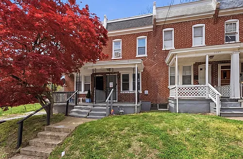 2227 Lamotte St Photo 1