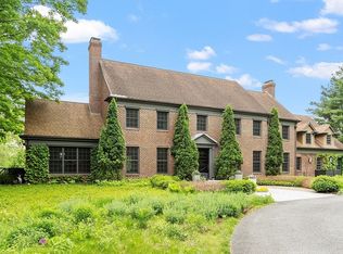 236 Lincoln Rd, Lincoln, MA 01773