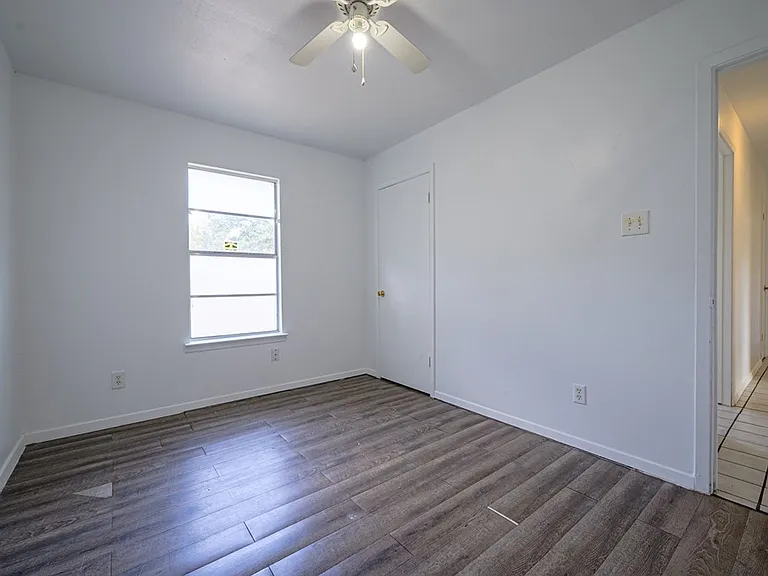 123 Cenizo St — Photo 10