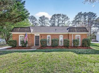 6576 Stoney Ridge Rd, Matthews, NC 28104
