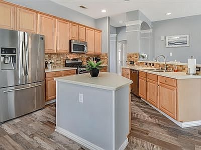 5th image of 3749 Saint Andrews Dr