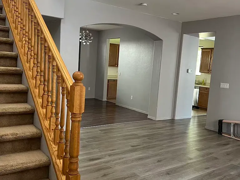 504 E Calle Escora — Photo 8