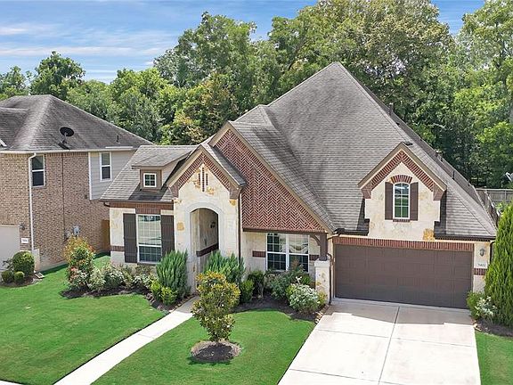 3rd image of 5402 Belle Manor Ln