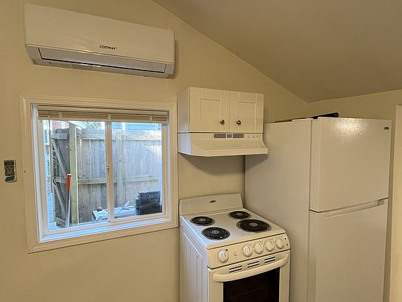 4th image of 1915 Orvid St Unit B