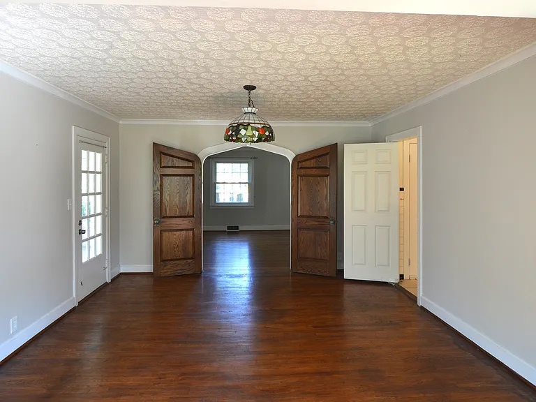 7620 Montgomery Rd — Photo 6