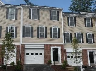 248 Persimmon Ln, Canonsburg, PA 15317