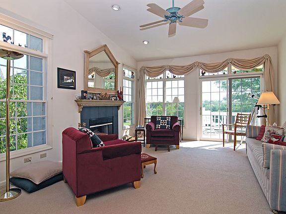 4th image of 132 Doral Greens Dr W