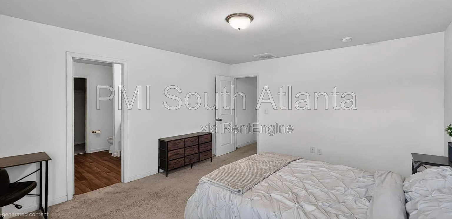 1 bed, 1.0 bath, $950 — Photo 3
