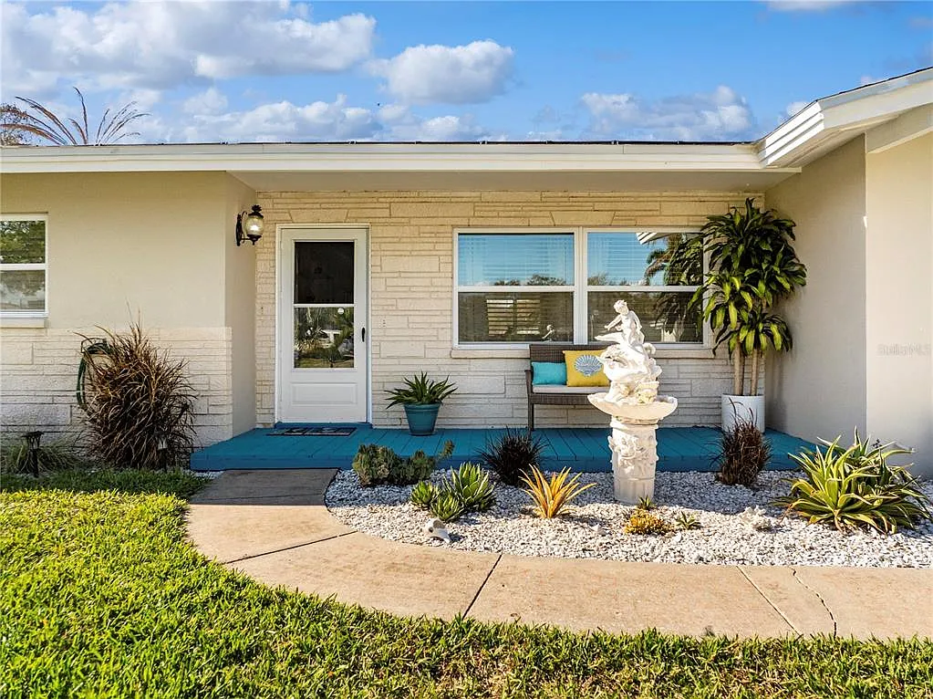 2 bed, 2.0 bath, 1199 sqft, $3,595 — Photo 4