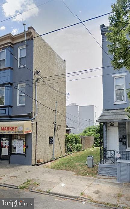 1st image of 3924 Fairmount Ave