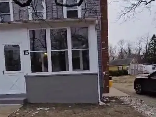15 Allen St, Hamilton, NJ 08620