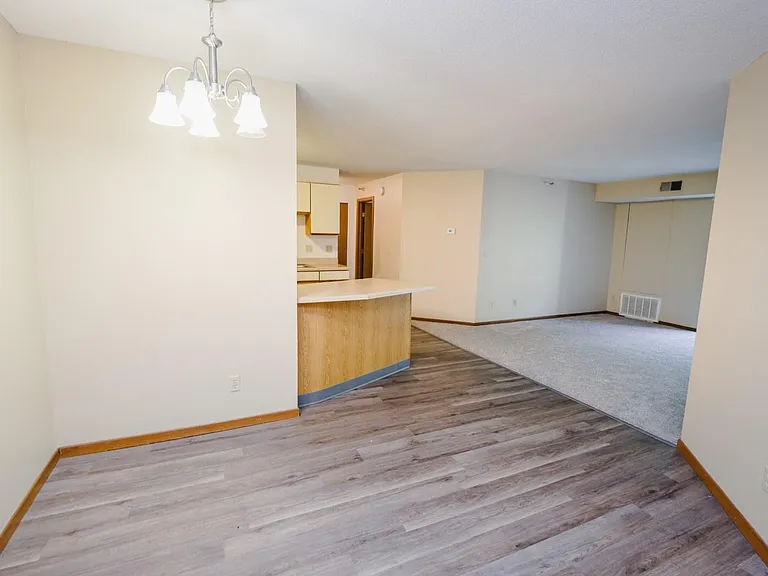 Parkside Apartments — Photo 8