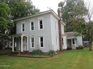 165 W 3rd St, Constantine, MI 49042