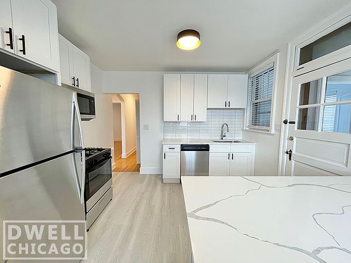 1st image of 5801 N Richmond St #2