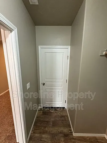 511 Diamond Lake St Photo 1